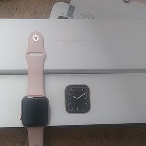 Apple watch series 5